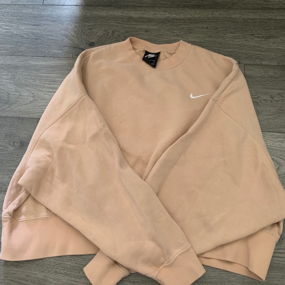 nike tan crewneck